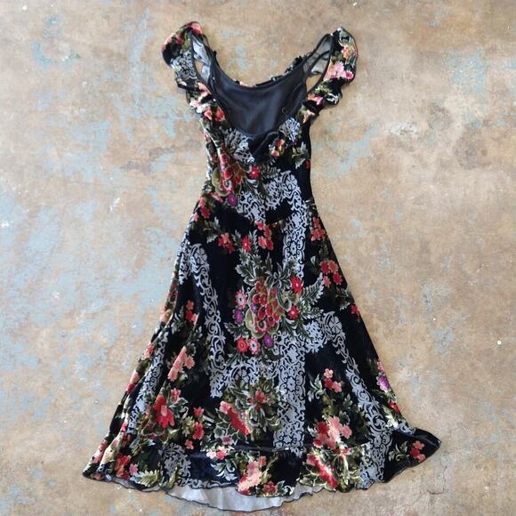 Betsey Johnson Vintage 90s Velvet Midi Dress Size 4 Black Floral Milkmaid Fairy - Picture 7 of 8